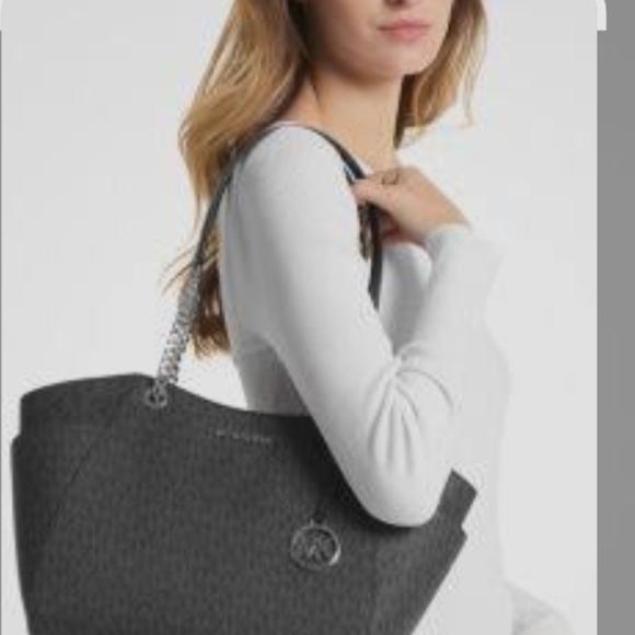 Michael Kors Black Tote with Signature Monogram NEW - Picture 5 of 7